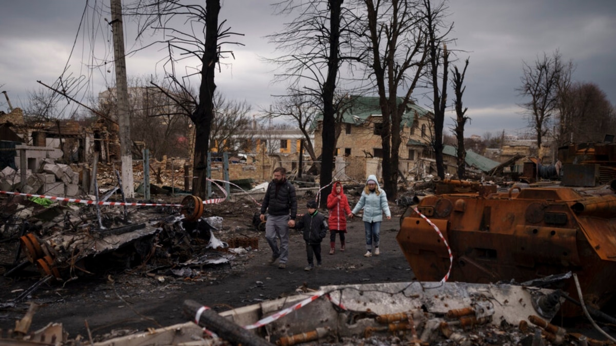  War Crimes Watch: A Devastating Walk Through Bucha's Horror 