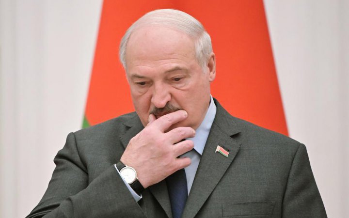 Lukashenko is trying to avoid direct participation in war in Ukraine - British intelligence