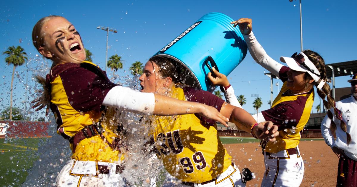 NCAA softball 2022 super regionals schedule and results