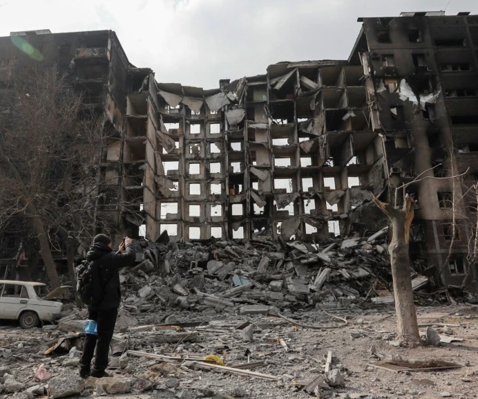 Russian invaders destroy over 1,000 high-rise buildings in Mariupol - mayor