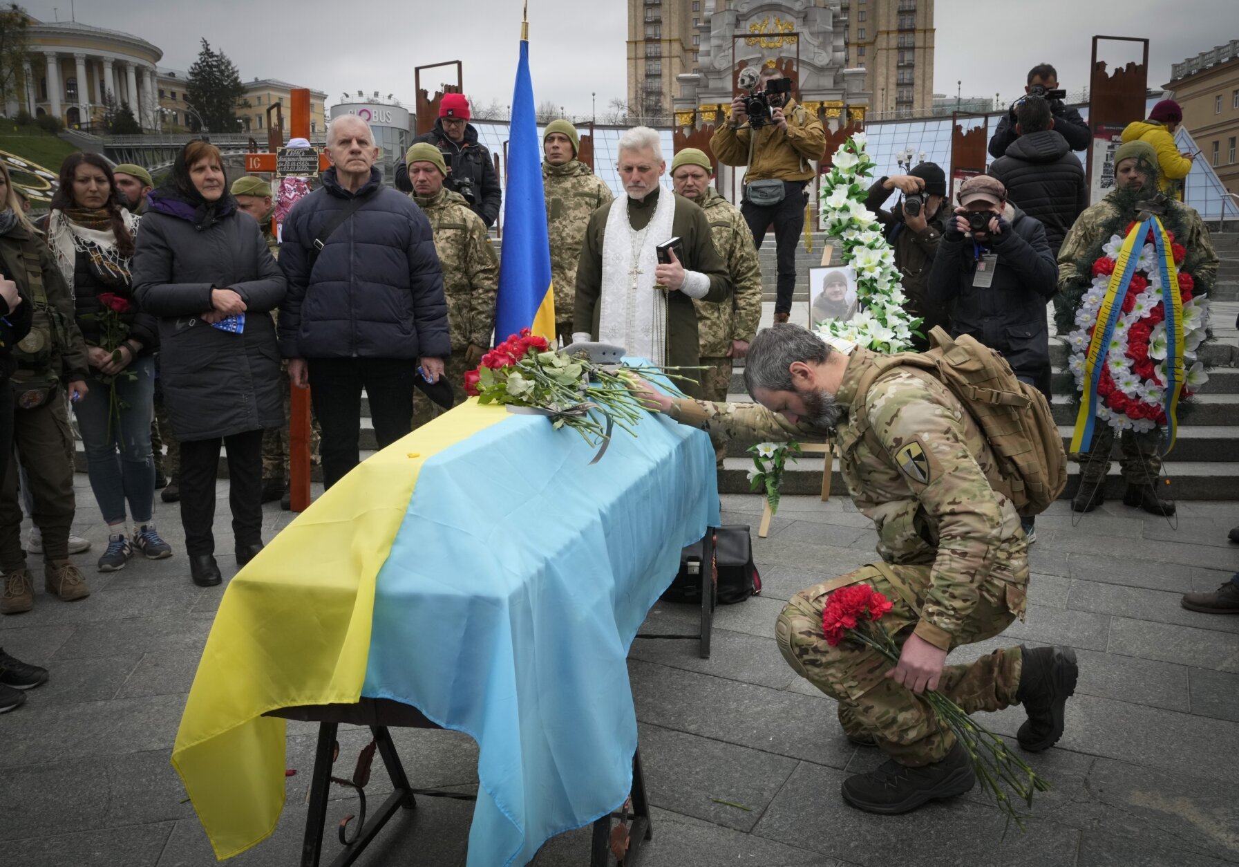 The bodies of the fallen defenders of Azovstal were brought to Kyiv - relatives of