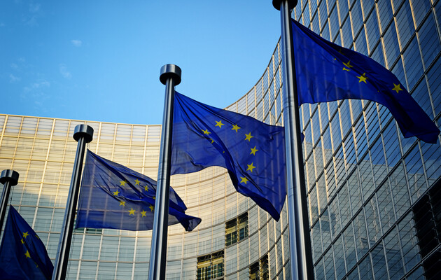 EU Official 'Confident' Bloc will Back Ukraine's Candidate Status