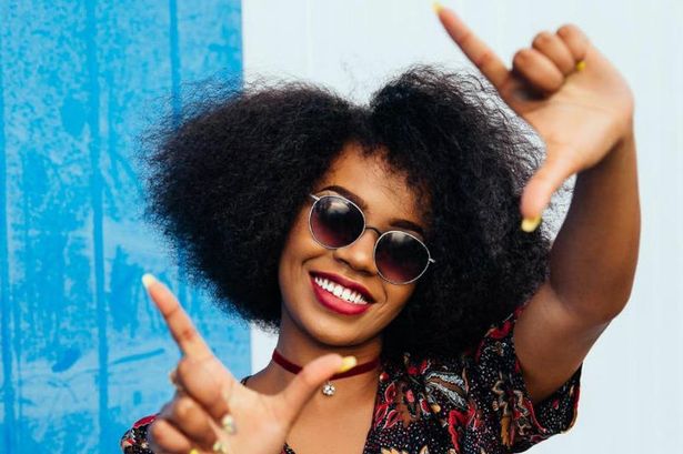 These Iconic 90s Sunglasses Are Back for Summer