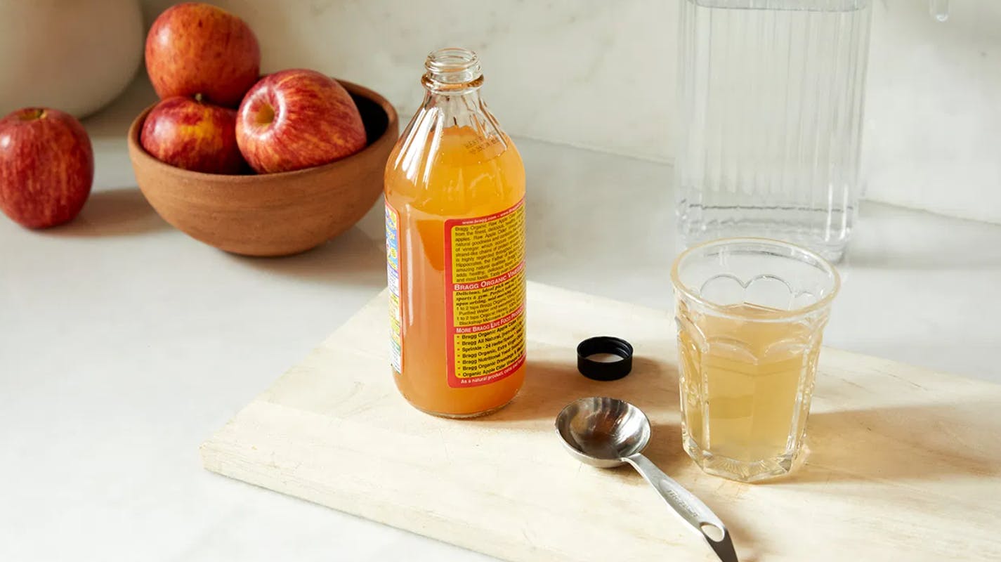 Why (and How) You Should Apple Cider Vinegar to Your Routine