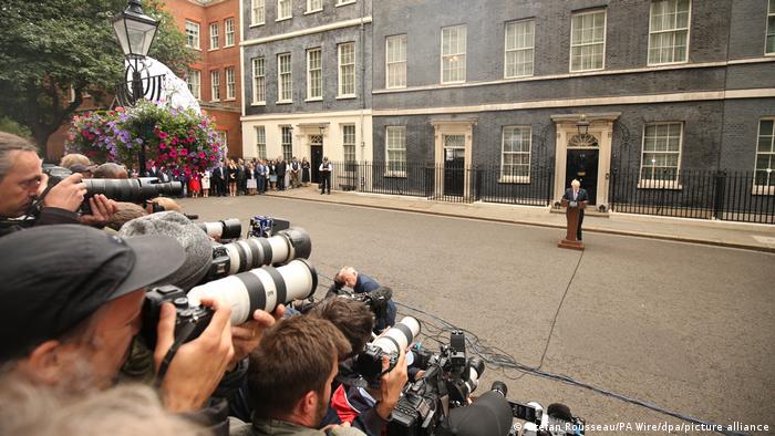 UK: Boris Johnson's successor to be named in September
