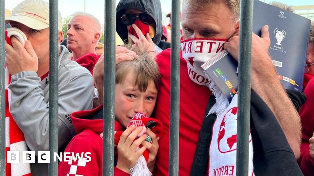 Champions League: Witnesses raise new questions about chaos of Paris final