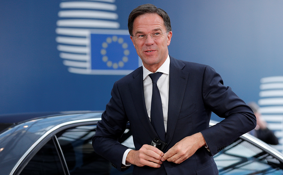 Netherlands to provide Ukraine with heavy weapons, armored cars, self-propelled howitzers - PM