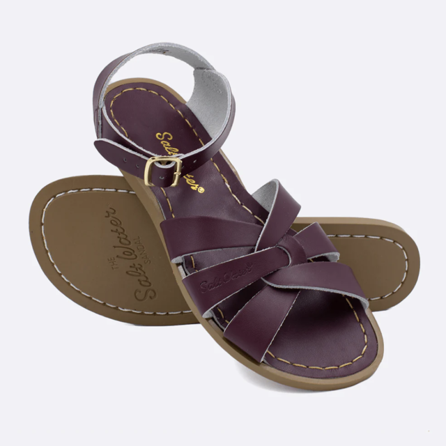 The 13 Best Sandals BAZAAR Editors Shopped This Summer