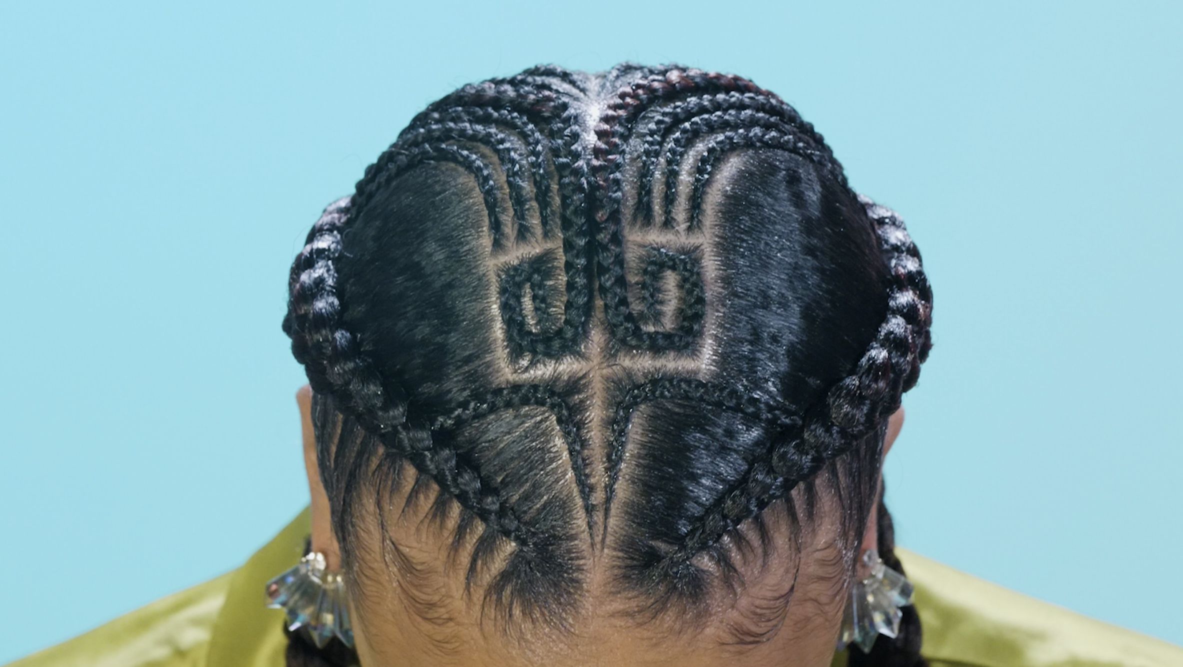 'The Braid Up': How to Do This Two Braid Freestyle
