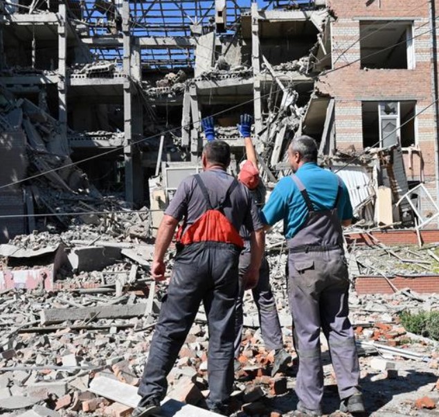 Russia-Ukraine updates: Moscow may seek to retake Kharkiv