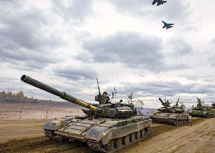 Bulgaria Sent 4,200 Tons of Weapons to Ukraine - Secretly via Poland