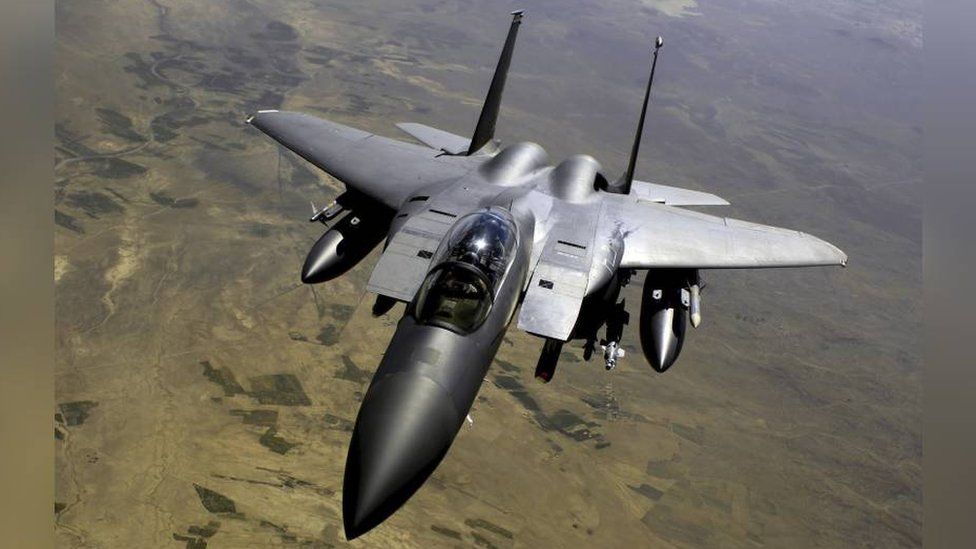 US senator urges to find ways to supply Ukraine with fighters and air defense