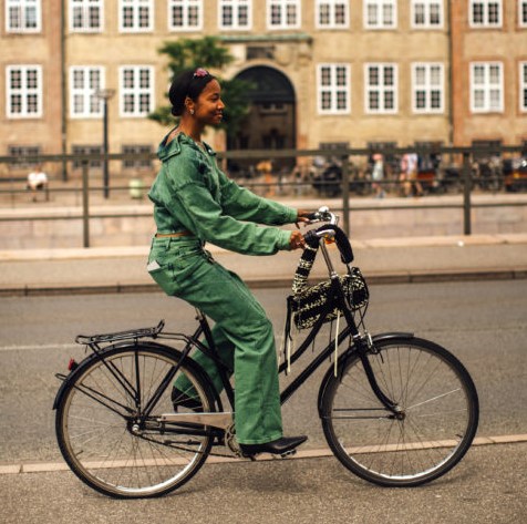 The Latest 'Hot Girl' Accessory? A Bike, Of Course