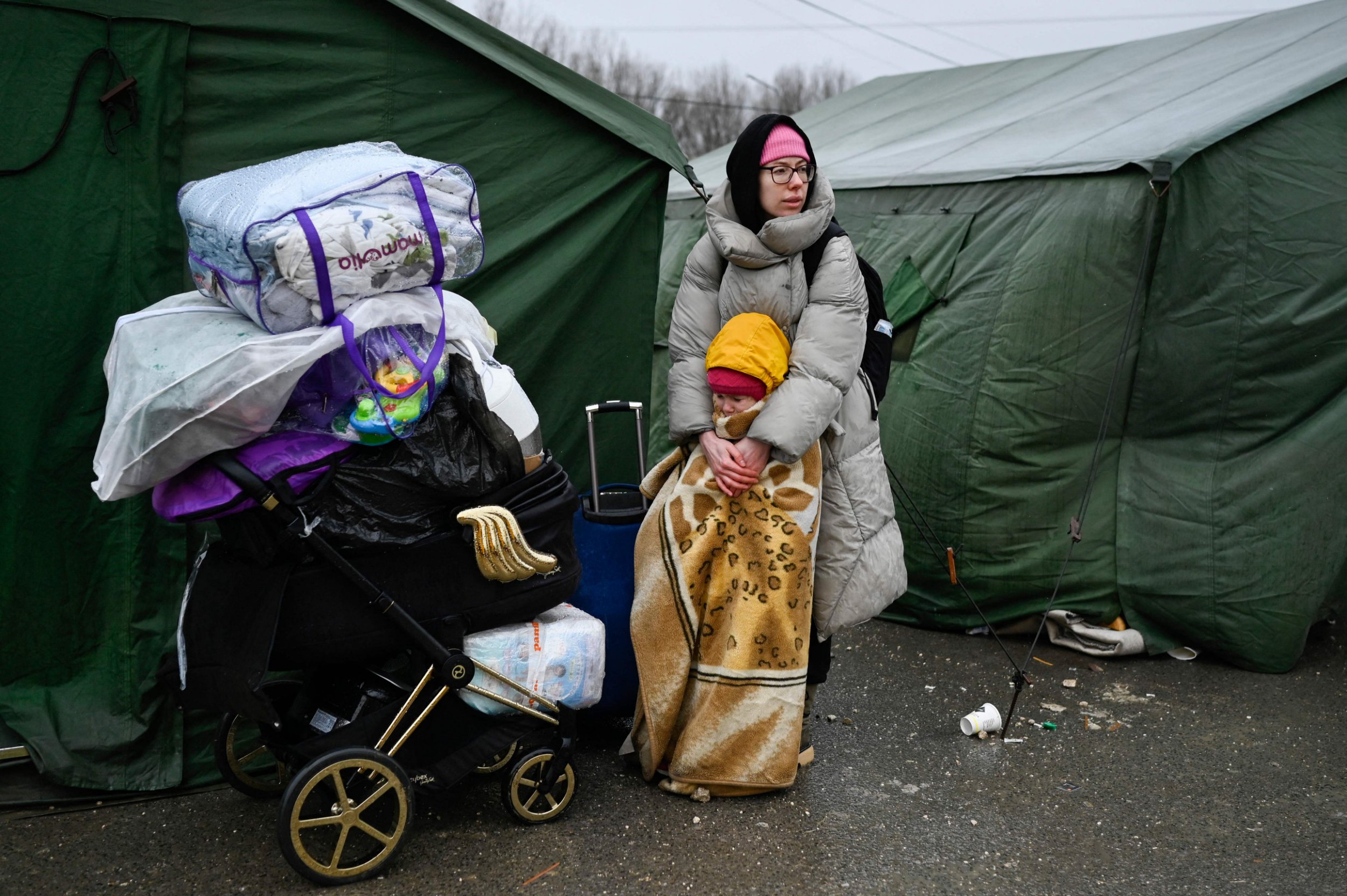 Are Ukrainian refugees planning to return home this year? Survey in Poland