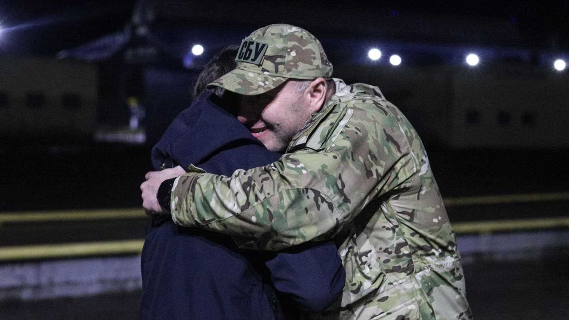 Release of 10 foreign soldiers, Verkhovna Rada's reaction to Russian threats, missile attacks: the highlights