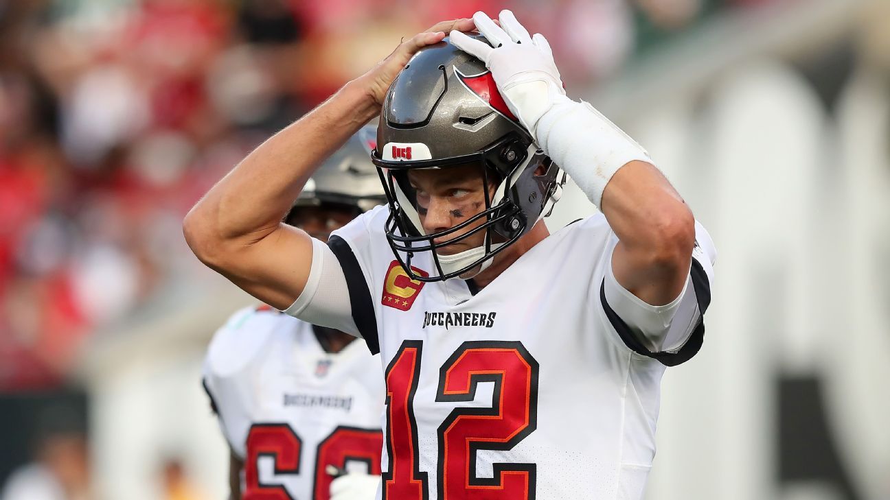 Bucs' Bowles, Brady concerned with lack of production