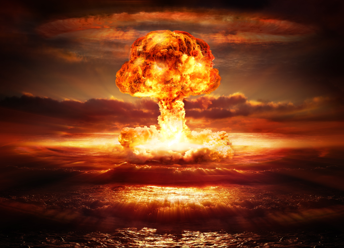 NATO Discusses Every Day How to Respond in Case of Nuclear Strike. Interview with German