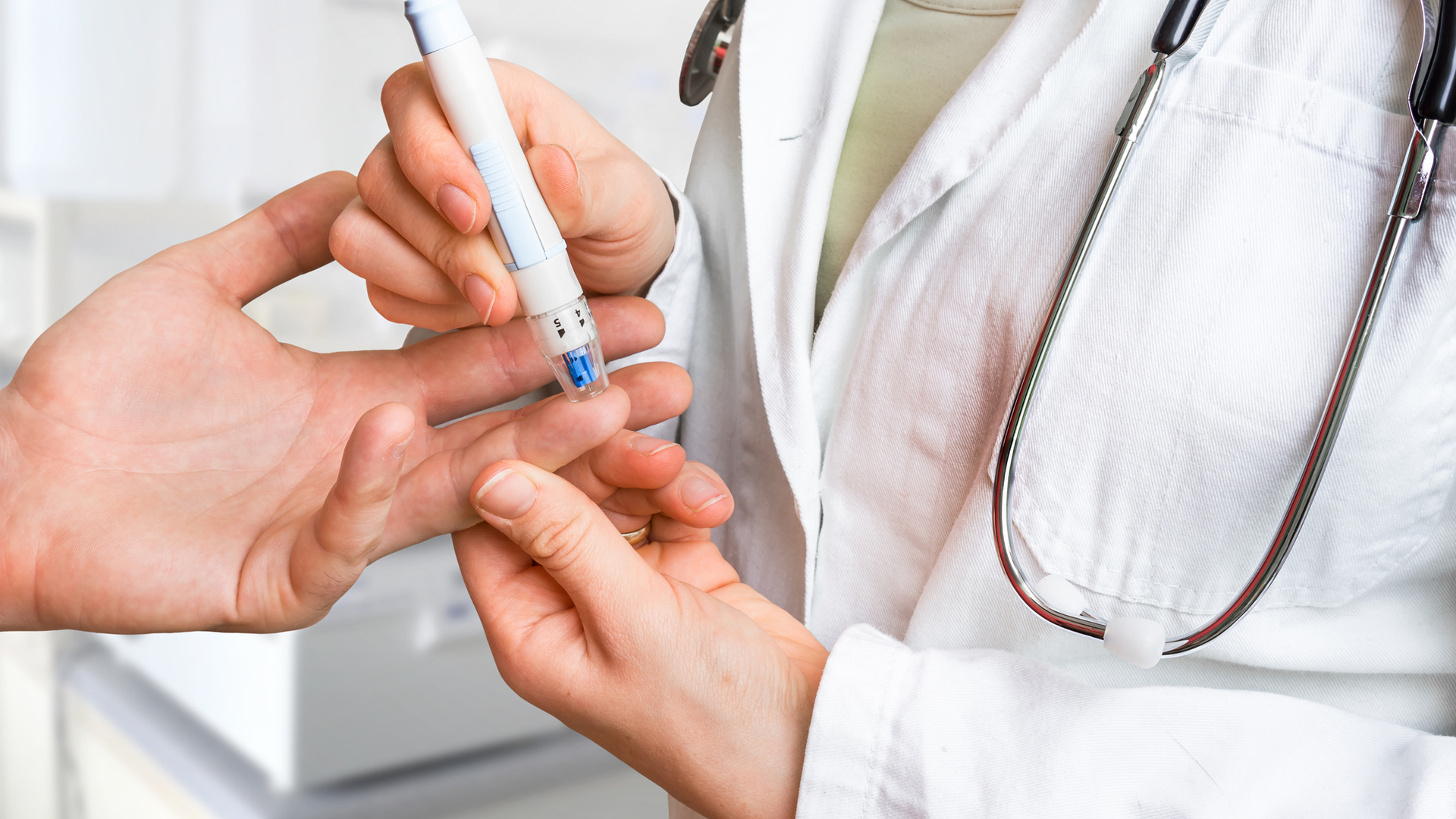 Two popular diabetes drugs outperformed others in large clinical trial