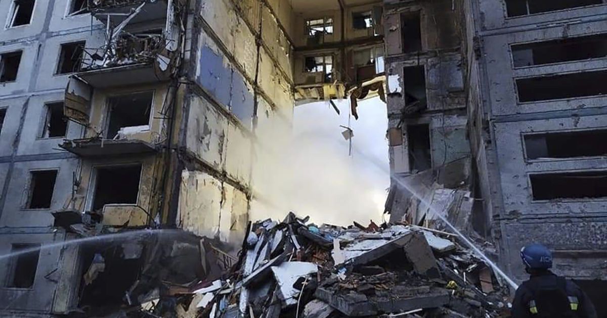 Enemy fires 12 S-300 missiles at Zaporizhzhia, one person killed