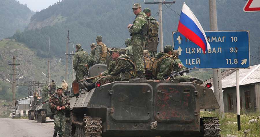 Petraeus: US would destroy Russia's troops if Putin uses nuclear weapons in Ukraine