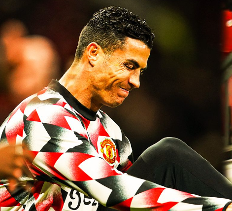 Ronaldo leaves Old Trafford before full-time | Ten Hag: I will 'deal with' that