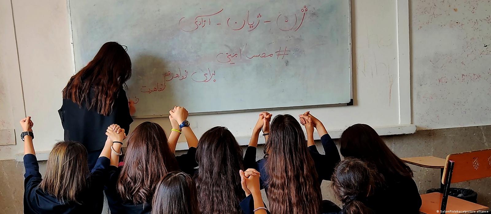 Iran: Deaths of schoolgirls further stoke public fury
