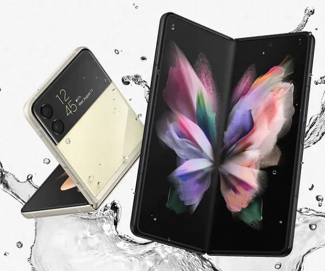 Choosing a Foldable Smartphone: Samsung Galaxy Fold vs. Flip - Which Type Is Better?