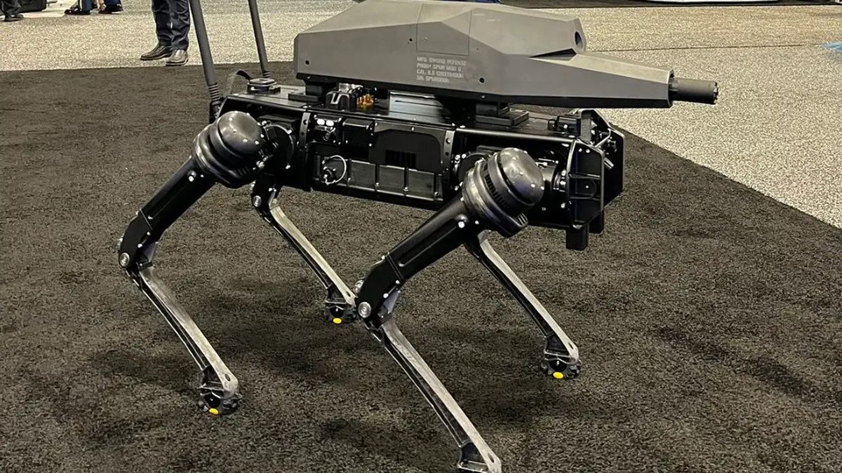 China Showed a Combat Robot With a Machine Gun Landing From a Drone