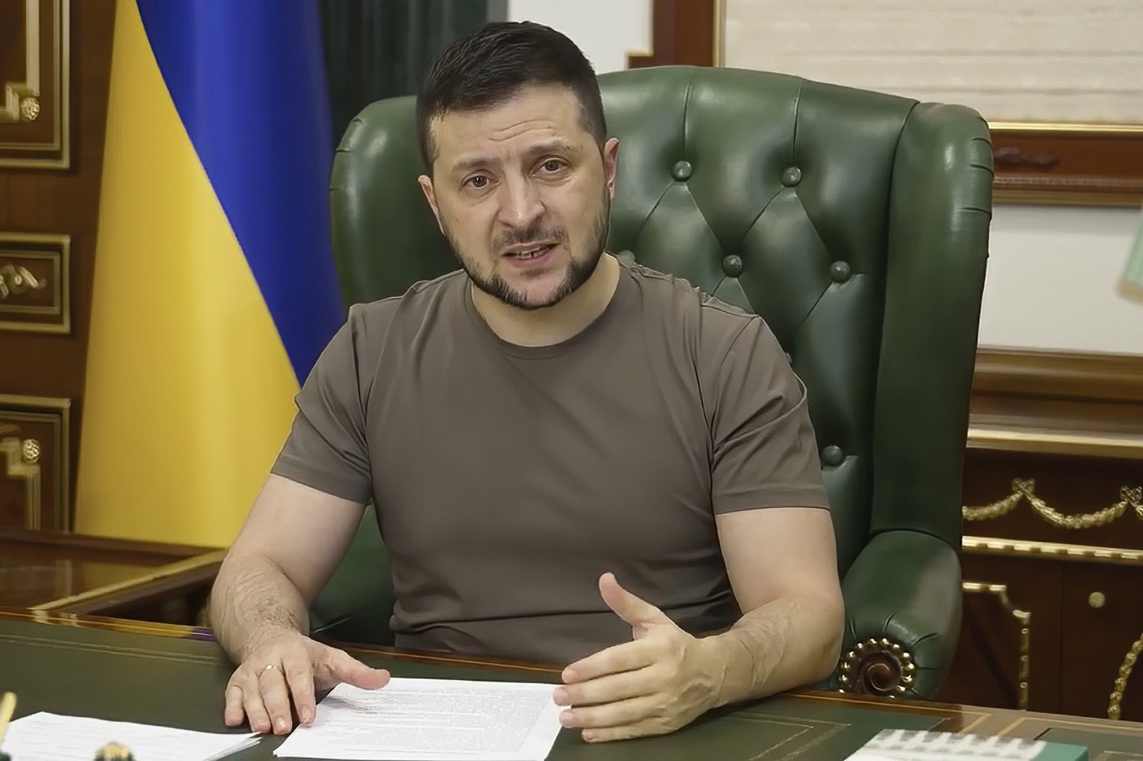 Zelensky: To endure Russian energy terror is our national task