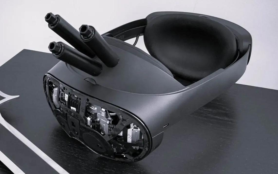 There's a VR headset that will kill you if you lose a game. What would