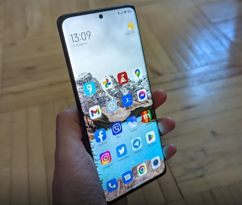 Xiaomi 12 Pro Flagship Review: Is It Worth Choosing?
