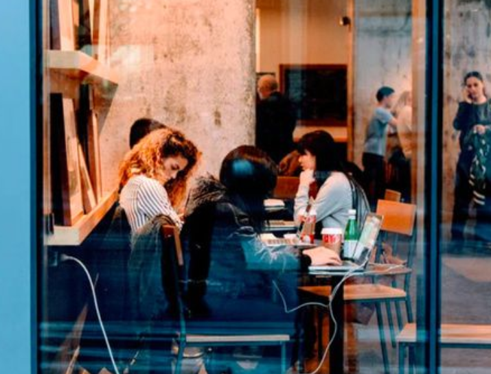 Where to find places with generators in Ukraine: a selection of resources to help you