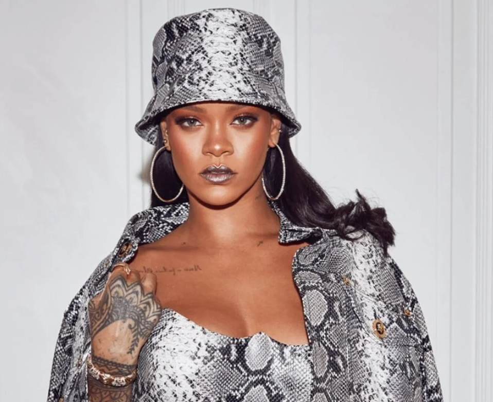 Rihanna's Box Braid Charms Have Me Running to the Beauty Supply Store