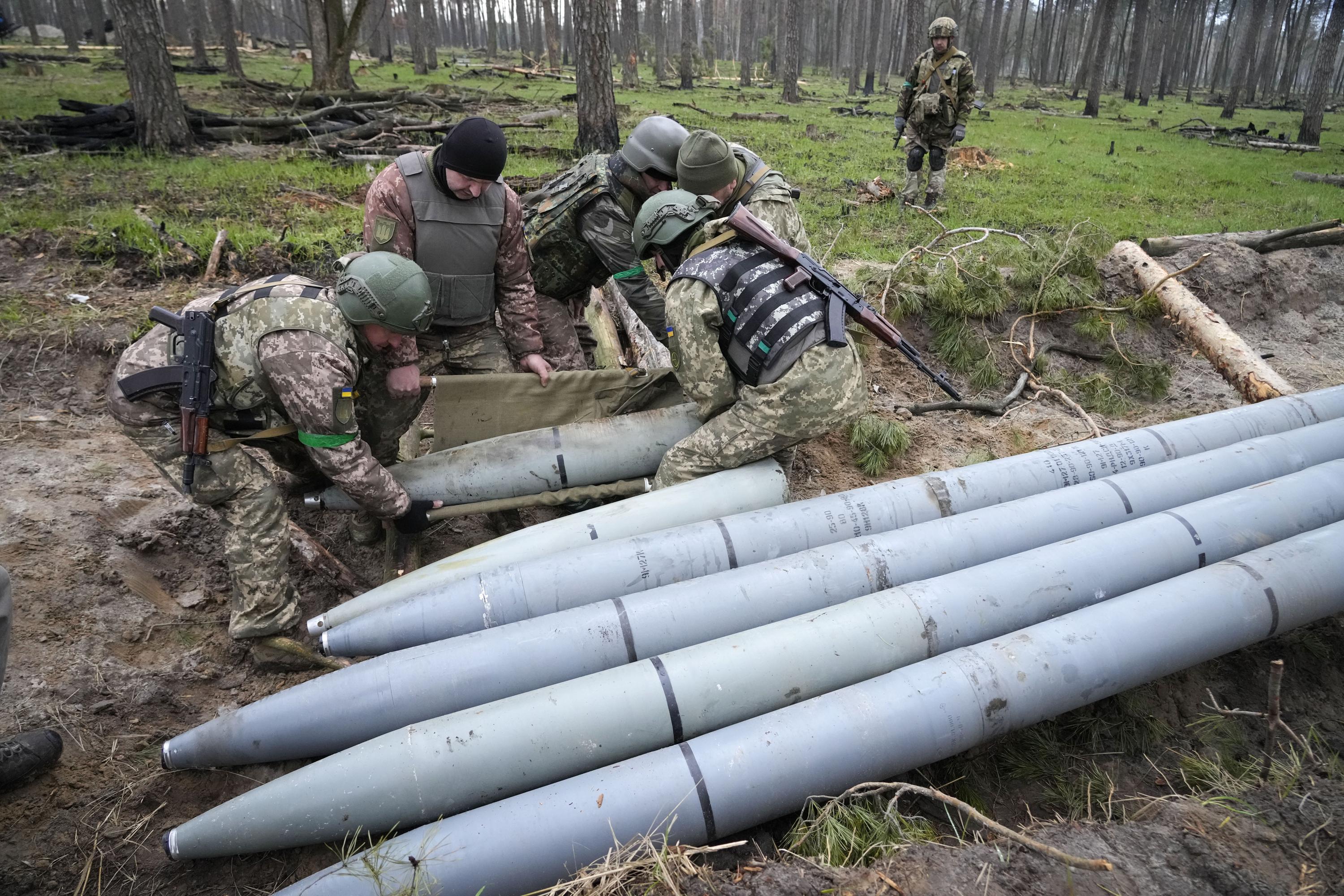 Slovakia plans to resume production of 120-mm and 155-mm shells for Ukraine