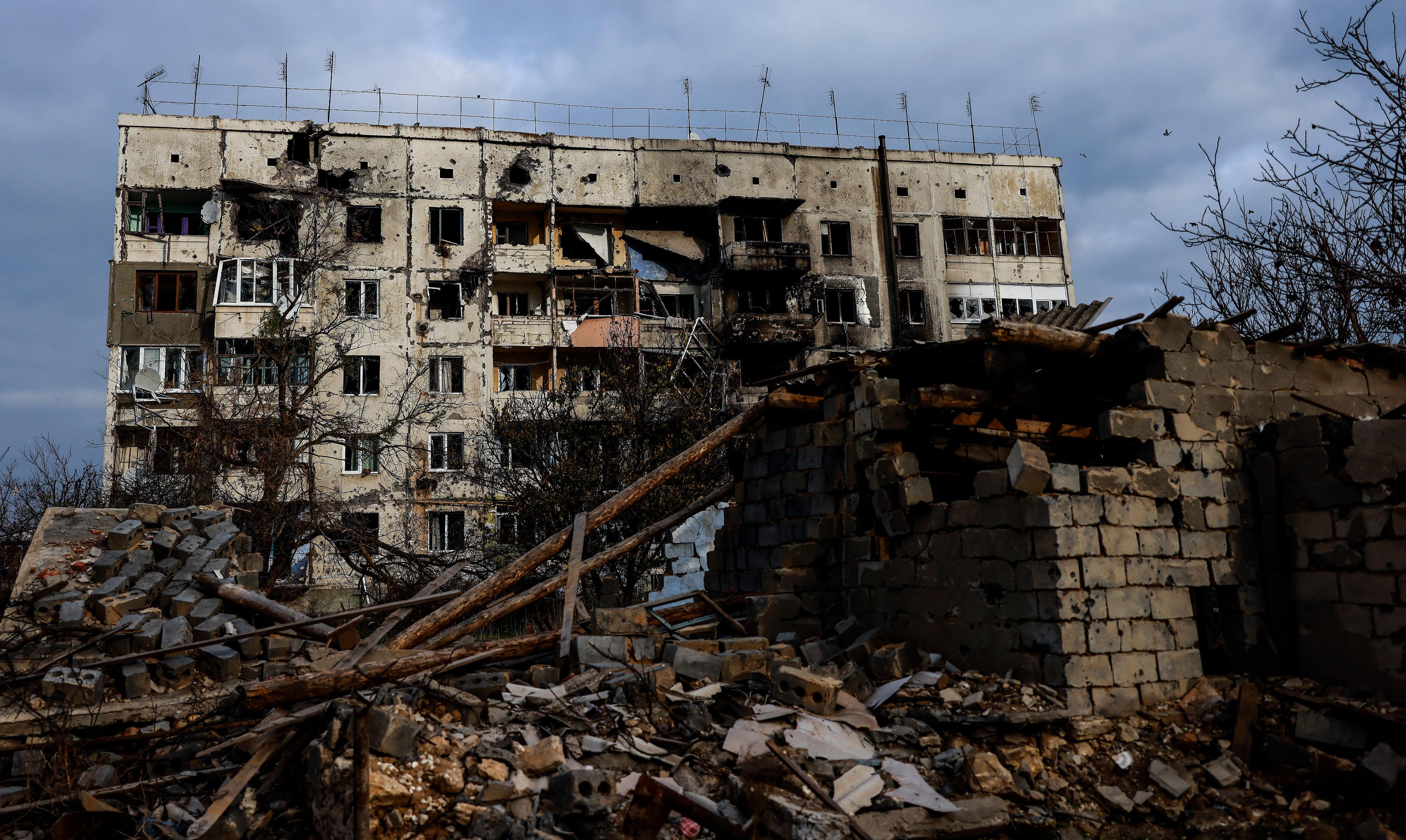 Russians hit Kherson region 68 times in past day, injuring eight civilians