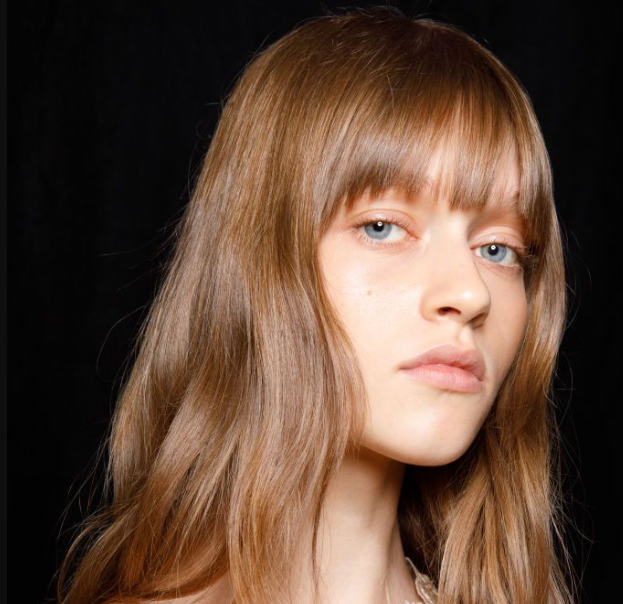 Everything You Need to Know About Hair Gloss