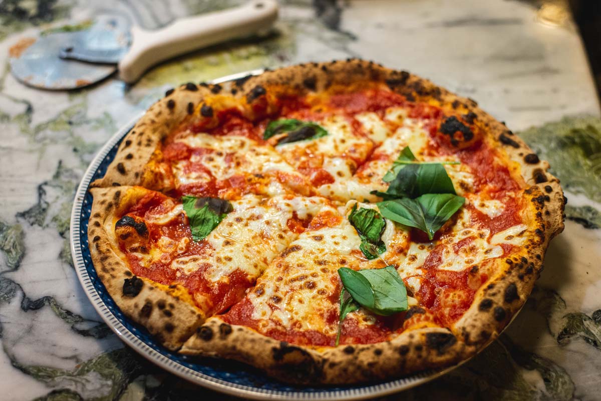 Ukrainian borscht, French baguette, Neapolitan pizza: products and dishes under the protection of UNESCO