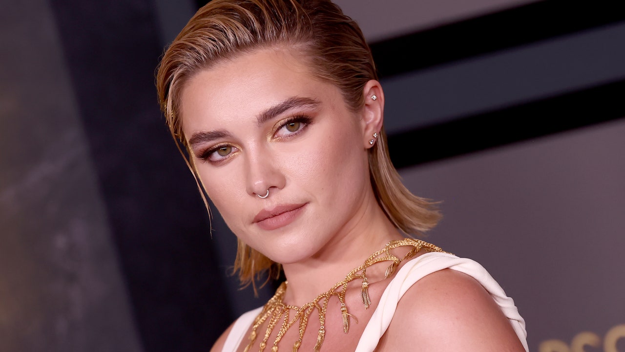 Florence Pugh's Swoopy Retro Barbie Bangs Defy Gravity