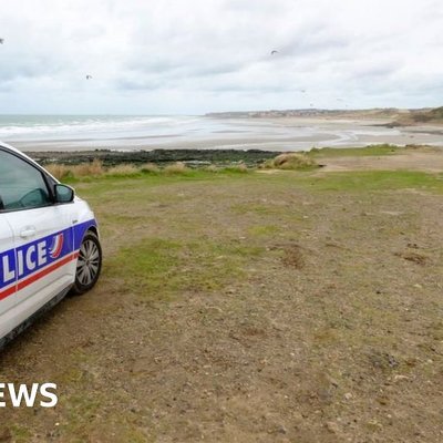 Channel migrants tragedy: Five French soldiers accused of failing to help