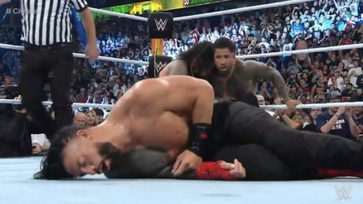 Jey Uso pinned Roman Reigns