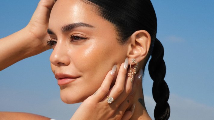 Vanessa Hudgens: “I’m Doing Everything I Can to Let People Know I’m Filipino”