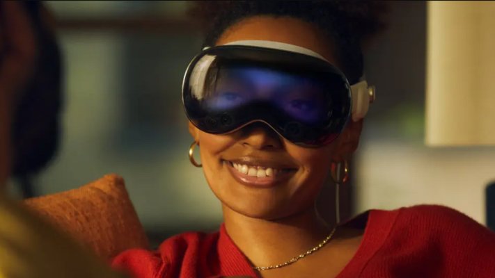 Microsoft 365 and AI assistant Copilot will be available for Apple Vision Pro from February 2