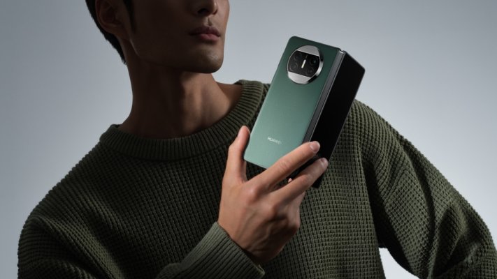 Huawei triple-foldable device might launch in the first half of 2024
