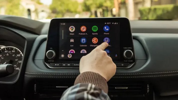 Google Assistant on Android Auto seems to be broken after the recent redesign