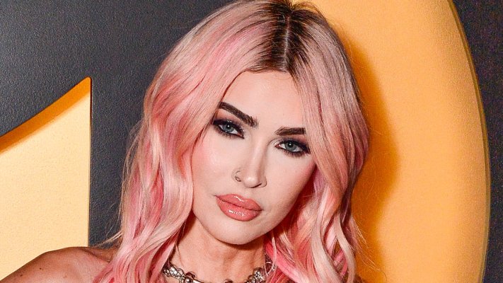Megan Fox’s “Blue Jeans” Bob Has Me Changing All My Spring Hair Plans