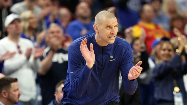 Kentucky nearing deal with Mark Pope to replace John Calipari, per reports
