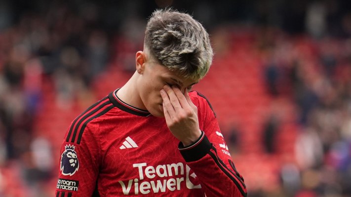 Man Utd manager Erik ten Hag defends his side's style after Burnley draw in Premier League