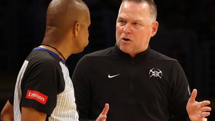 Malone: Late-arriving shoes not why Nuggets lost