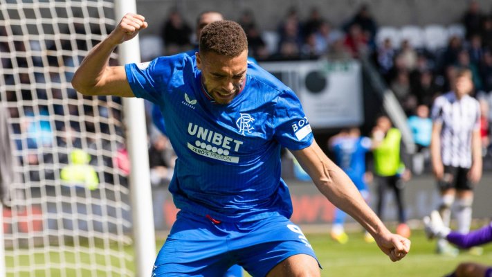St Mirren 1-2 Rangers: Cyriel Dessers keeps title hopes alive with winner in Paisley